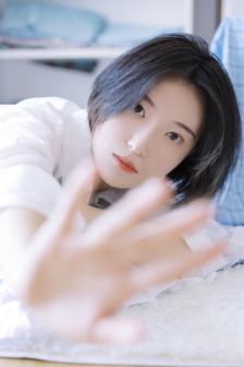 《女教师2hd》